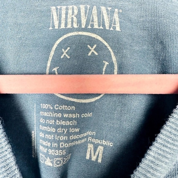 NIRVANA NWOT Unisex Blue Medium T-Shirt Crew Neck Short Sleeve Graphic Print - Picture 4 of 6